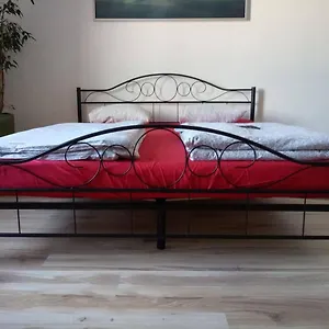  Hostel Awangarda